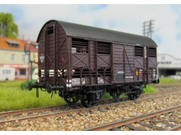 K242  Wagon couvert double plancher