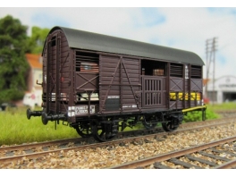 K242  Wagon couvert double plancher