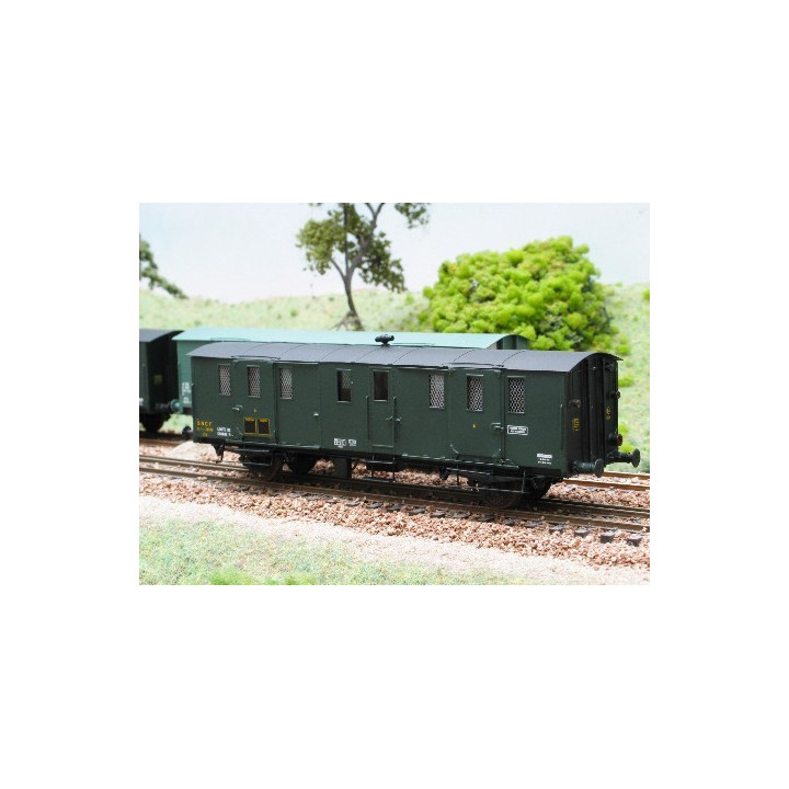 K111  Fourgon Nord Dd2 avec compt central s/s 