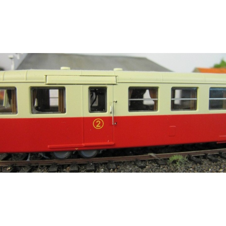 A239 rambardes photogravées pour autorail X5500/5800 Rail87 / R37 U150
