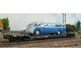K221  Plat surbaissé à bogies ex-WD modèle long 