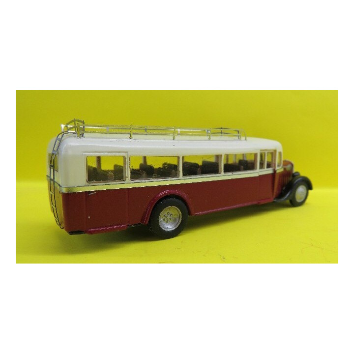 V005 Autocar Citroën T45 "à cul droit"