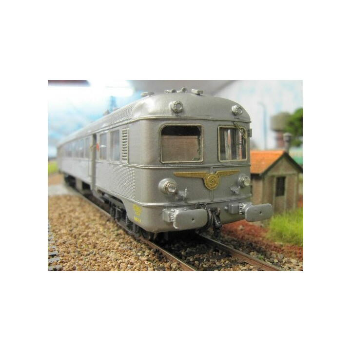 K005  Autorail Budd X2051