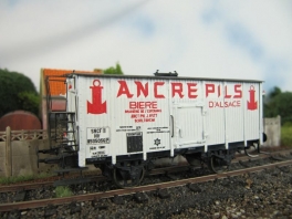 Lot de 5 wagons à bière SNCF