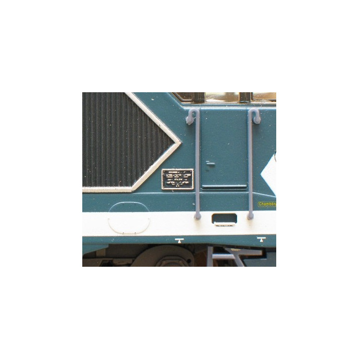 2 jeux de plaques constructeur pour BB67000 et 67400