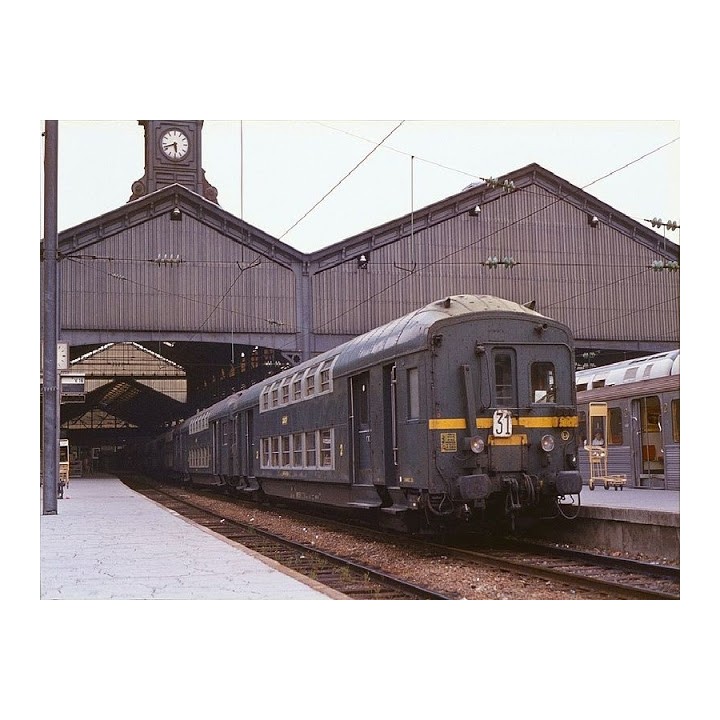 K154 Banlieue Etat à étages (tous types)