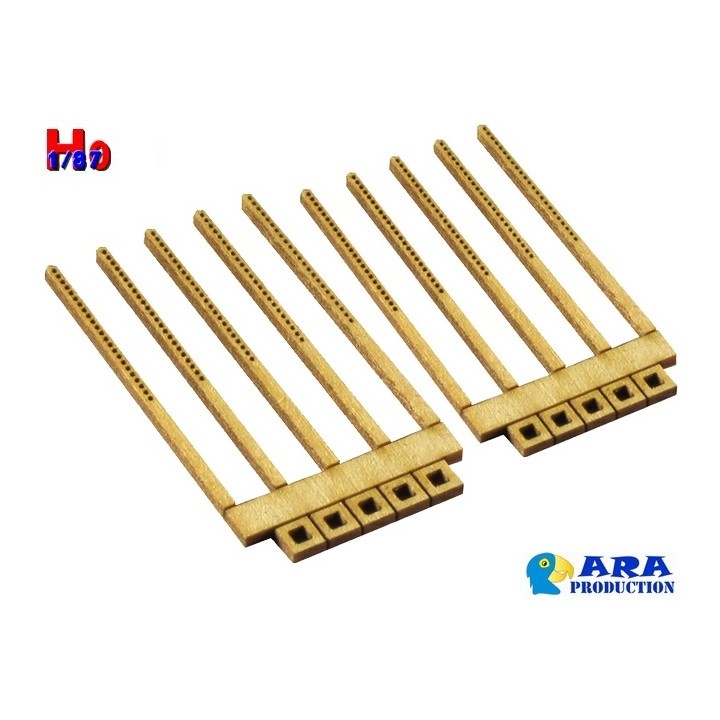 Set de 10 poteaux anciens béton pour pancartes Ara