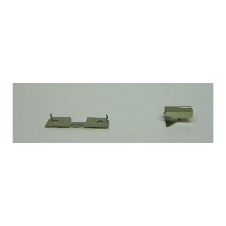 2 attelages NEM à élongation en kit pour 141R