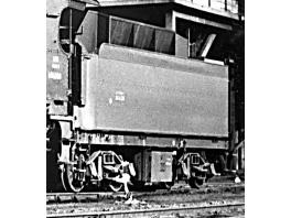 E106T tender 24A type Pershing modifié SNCF