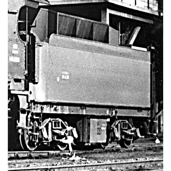 E106T tender 24A type Pershing modifié SNCF