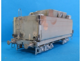 E106 2-140A tender 24A Pershing SNCF