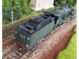 E106T tender 24A type Pershing modifié SNCF