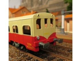 K158 remorque d'autorail XR8800 SNCF