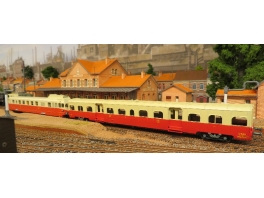 K158 remorque d'autorail XR8800 SNCF