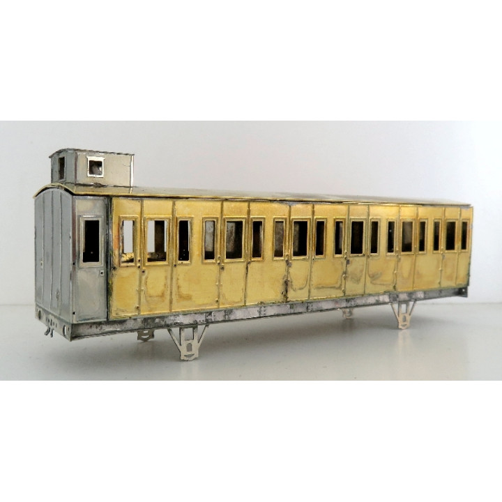 K169  Voiture Est 2 essieux portières, avec custodes, type C6f