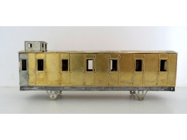 K168  Voiture Est 2 essieux portières, sans custodes, type C6f