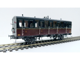 K161  Voiture Est 2 essieux portières et toilettes type A4t
