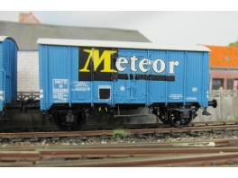 K253 Isotherme à bière type 1941 Météor caisse bleue