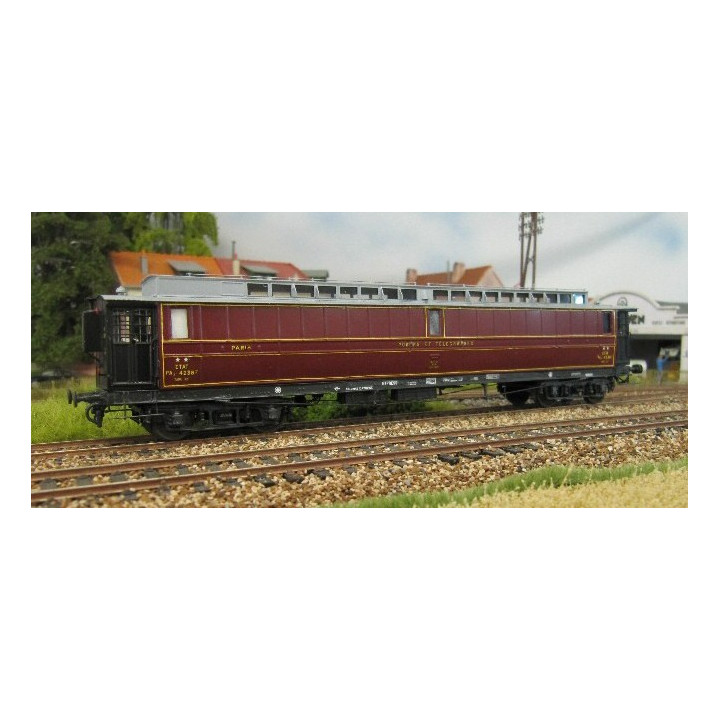 K143  Ambulant postal à bogies de 18,12m,