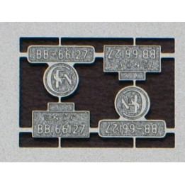 1 jeu de plaques d'immatriculation pour 040DG/BB66000