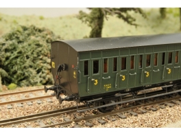 K134  Voiture Nord 2 essieux et portières type C6 de 9,82m