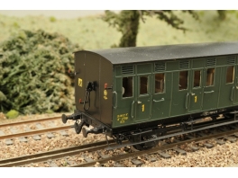 K132  Voiture Nord 2 essieux et portières type A4